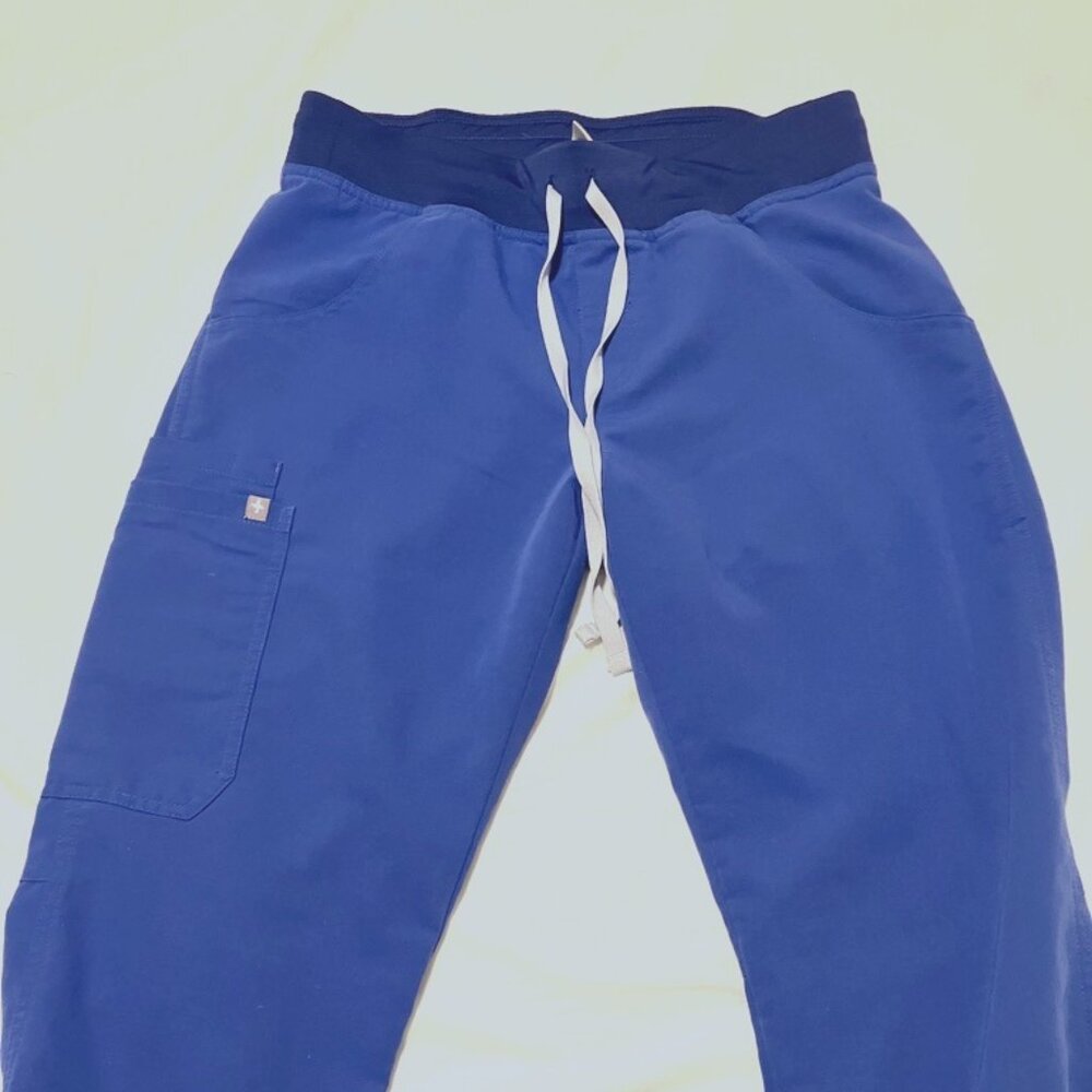 Figs Kade Cargo Scrub Pants